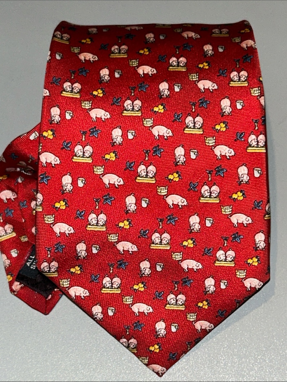 Tom James Executive Collection Red Novelty Pig Print Silk Tie